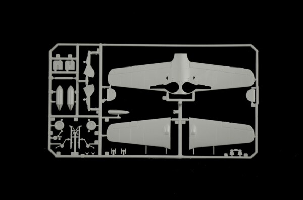 Сборная модель 1/72 Самолет Focke Wulf Fw-190 A-7 / A-8 Aces - 5 Luftwaffe Aces Version Italeri 1490 детальное изображение Самолеты 1/72 Самолеты