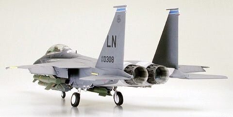 Збірна модель 1/32 Літак F-15E STRIKE EAGLE W/BUNKER BUSTER Tamiya 60312 детальное изображение Самолеты 1/32 Самолеты