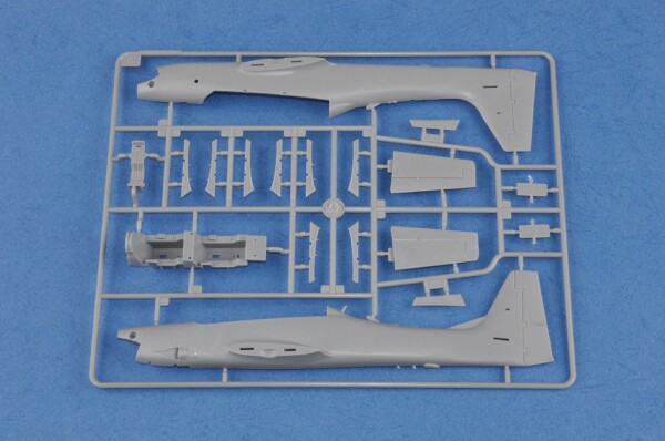 Сборная модель 1/48 Бразильский лёгкий турбовинтовой штурмовик EMB-314 Super Tucano ХоббиБосс 81727 детальное изображение Самолеты 1/48 Самолеты