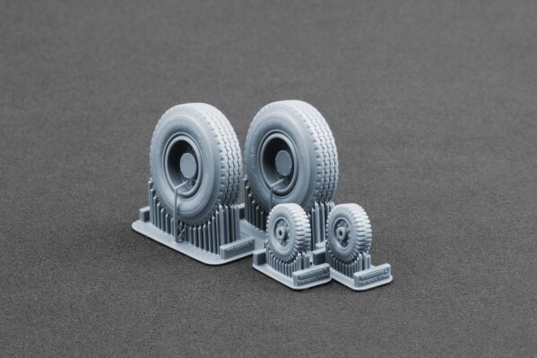 Набор колес для гаубицы M198 (обычные и деформированные) от Trumpeter ScaleX WM 35038C детальное изображение Колёса Афтермаркет