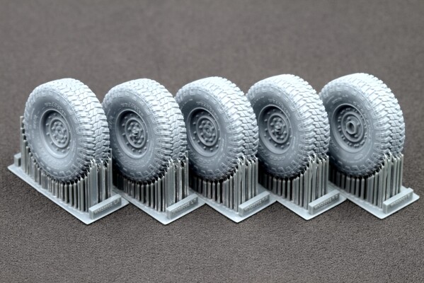 HMMWV MT/R 12-bolt Wheel Set ScaleX WM 35002 детальное изображение Колёса Афтермаркет