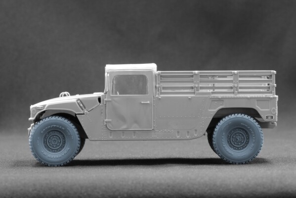 Набор колес универсальный для HMMWV MT 24-bolt ScaleX WM 35003 детальное изображение Колёса Афтермаркет