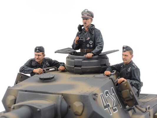 Збірна модель 1/35 Німецький Pz.Kpfw.IV Ausf.G - ранній випуск та мотоцикл &quot;Східний фронт&quot; Tamiya 25209 детальное изображение Бронетехника 1/35 Бронетехника