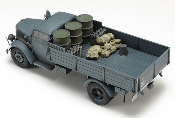 Збірна модель 1/48 Німецький вантажний автомобіль 3t 4x2 Tamiya 32585 детальное изображение Автомобили 1/48 Автомобили