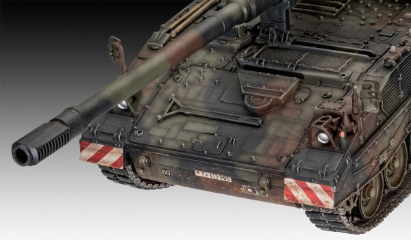 Сборная модель 1/35 САУ Panzerhaubitze 2000 Revell 03279 детальное изображение Артиллерия 1/35 Артиллерия