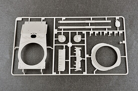 Сборная модель 1/35 Танк Т-80УД Трумпетер 09527 детальное изображение Бронетехника 1/35 Бронетехника