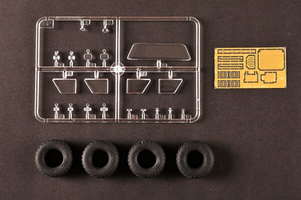 Збірна модель 1/35 Бронетранспортер Dingo 2 GE A2.3 PatSi I LOVE KIT 63524 детальное изображение Автомобили 1/35 Автомобили