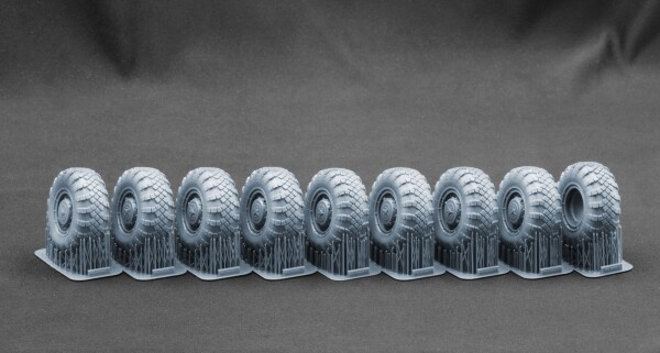 Набір коліс (з деформацією) для MAZ 543/MAZ-7310 V-203 від Trumpeter та Meng ScaleX WM 35028S детальное изображение Колёса Афтермаркет