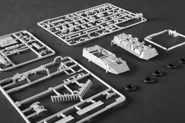 Збірна модель 1/72 Інженерна машина Страйкер M1132 з тралом для розмінування SMP Trumpeter 07427 детальное изображение Бронетехника 1/72 Бронетехника