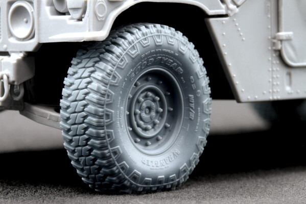 Набір коліс (з деформацією) для HMMWV MT/R 12-bolt ScaleX WM 35002S детальное изображение Колёса Афтермаркет