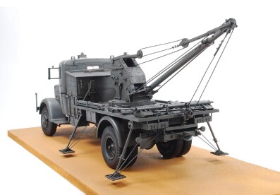 Збірна модель 1/35 Німецький 3-тонний поворотний кран Bilstein на шасі Büssing-NAG 4500A (рання версія, Kfz. 100) AFV Club 35279 детальное изображение Автомобили 1/35 Автомобили