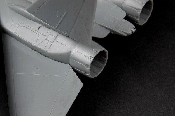Сборная модель 1/72 Самолет Грумман Ф-14A Томкэт ХоббиБосс 80276 детальное изображение Самолеты 1/72 Самолеты