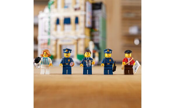Конструктор LEGO Creator Expert Полицейский участок 10278 детальное изображение Creator Lego