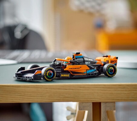 Конструктор LEGO SPEED CHAMPIONS Автомобиль для гонки 2023 McLaren Formula 1 76919 детальное изображение Speed Champions Lego
