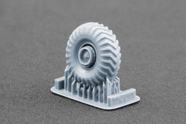 Набір коліс (з деформацією) I-159 для ZIL-135 від Trumpeter ScaleX WM-72008W детальное изображение Колёса Афтермаркет