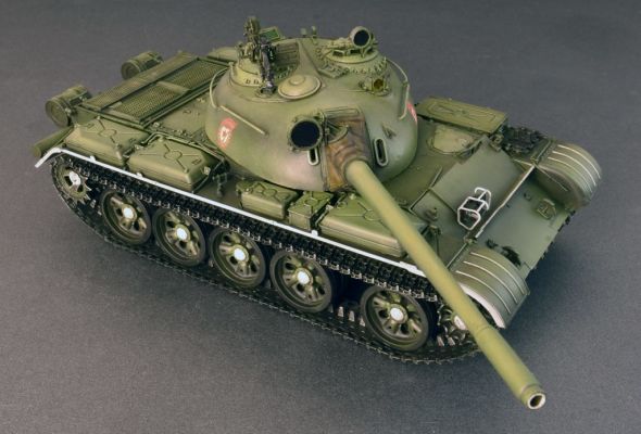 Т-54Б советский средний танк раннего выпуска детальное изображение Бронетехника 1/35 Бронетехника