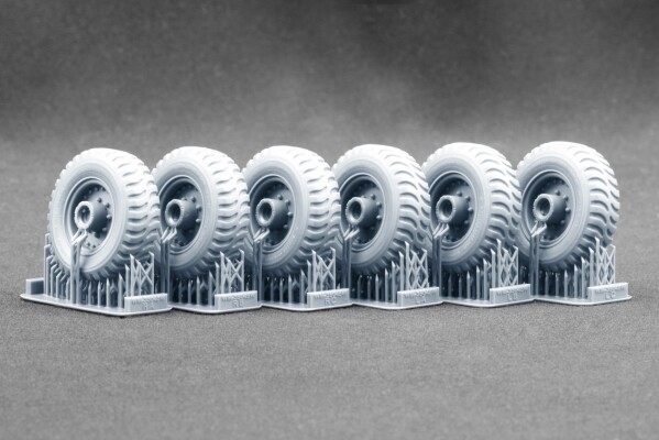 Набір коліс (з деформацією) TRAK GRIP 12.00-20 для FV-603 Saracen від Airfix ScaleX WM-35045W детальное изображение Колёса Афтермаркет