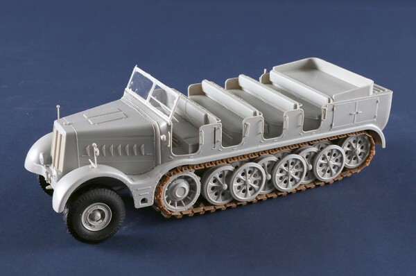 Збірна модель 1/35 Sd.Kfz.9 18-тонний напівгусеничний артилерійський транспорт Trumpeter 09575 детальное изображение Автомобили 1/35 Автомобили