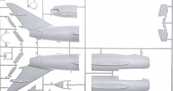 Сборная модель истребителя F-5 FIGHTER(MiG-17F) детальное изображение Самолеты 1/32 Самолеты