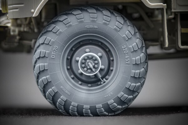 Набір коліс (з деформацією) для ГаЗ-66 від Trumpeter ScaleX WM 35005S детальное изображение Колёса Афтермаркет