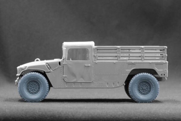 Набор колес универсальный (с деформацией) для HMMWV MT 24-bolt ScaleX WM 35003S детальное изображение Колёса Афтермаркет