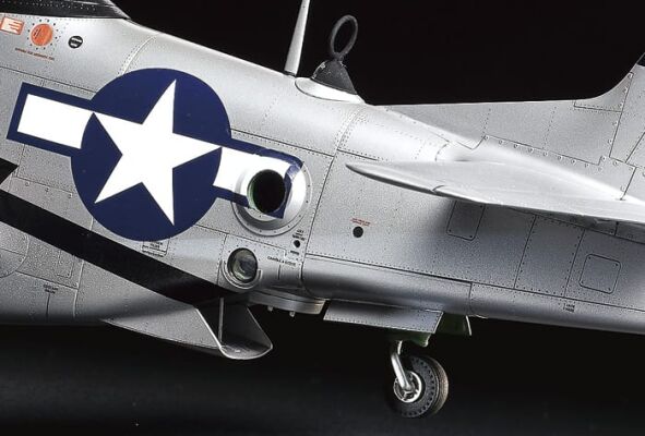 Збірна модель 1/32 Літак NORTH AMERICAN P-51D/K MUSTANG PACIFIC THEATRE детальное изображение Самолеты 1/32 Самолеты