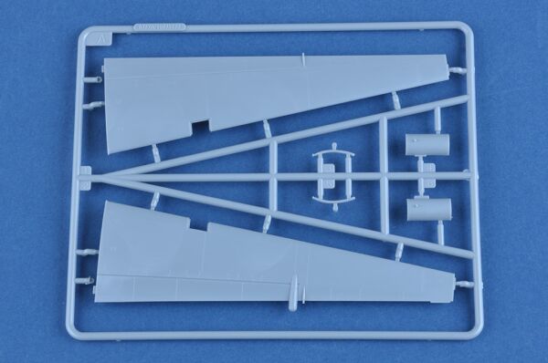 Збірна модель 1/72 Американський висотний літак-розвідник U-2A &quot;Dragon Lady&quot; HobbyBoss 87270 детальное изображение Самолеты 1/72 Самолеты