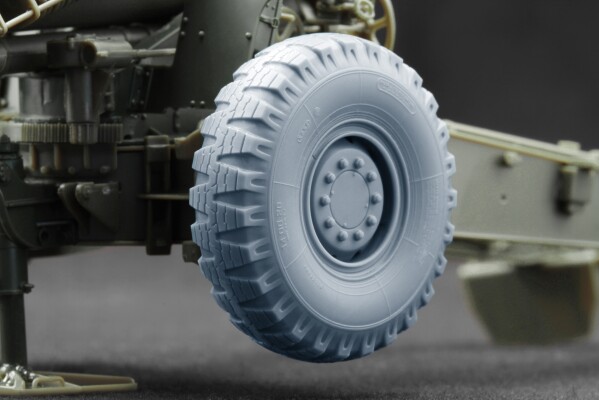 Набір коліс для гаубиці M1/M114 сучасний варіант (звичайні та деформовані) від Bronco, Italeri ScaleX WW-35020C детальное изображение Колёса Афтермаркет