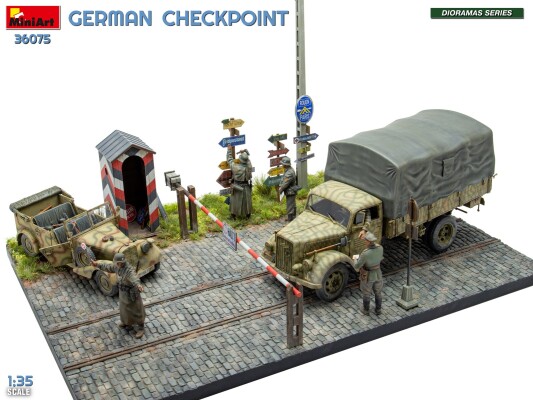 Збірна модель 1/35 Німецький контрольно-пропускний пункт. Вантажний автомобіль 3T 3,6-36S та Kfz.1 Type 170VK з польовою жандармерією MiniArt 36075 детальное изображение Бронетехника 1/35 Бронетехника