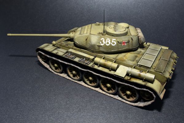 Soviet medium tank T-44 детальное изображение Бронетехника 1/35 Бронетехника