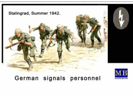 обзорное фото GERMAN SIGNALS PERSONNEL 1942 Figures 1/35