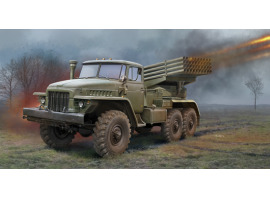 обзорное фото Збірна модель 1/35 РСЗВ  BM-21 Град Trumpeter 01028 Реактивна система залпового вогню