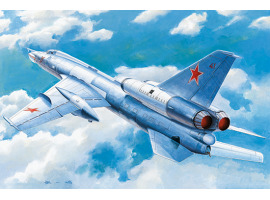 обзорное фото Збірна модель радянського тактичного бомбардувальника Ту-22 "Бліндер" Літаки 1/72