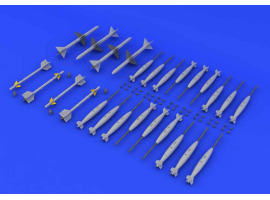 обзорное фото F-4 armament Detail sets