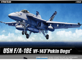 Збірна модель 1/72 Літак F/A-18E ВМС США, ескадрилья VFA-143 "Pukin Dogs" Academy 12547