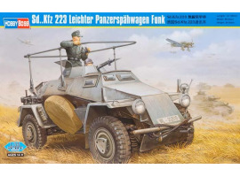 обзорное фото Збірна модель німецької машини Sd..Kfz 223 Leichter Panzerspahwagen Funk Бронетехніка 1/35