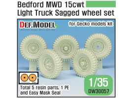 обзорное фото British Bedford MWD Light Truck Wheel set Resin wheels