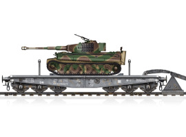 обзорное фото Збірна модель залізничної платформи з танком Pz.Kpfw.VI Ausf.E Sd.Kfz.181 Tiger I (Mid Production) Залізниця 1/72