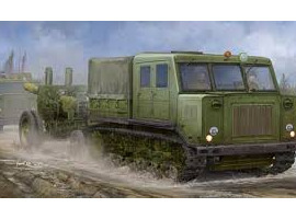 обзорное фото Збірна модель швидкохідного гусеничного артилерійського тягача AT-S Tractor Бронетехніка 1/35