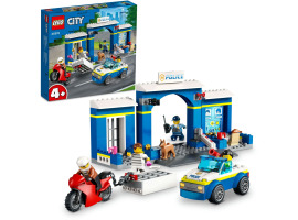 обзорное фото Конструктор LEGO City Преследование на полицейском участке 60370 City