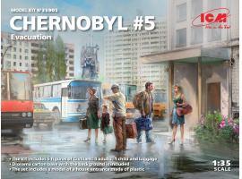 обзорное фото Chernobyl#5. Evacuation (4 adults, 1 child and luggage) - Чернобыль№2. Эвакуация Фигуры 1/35