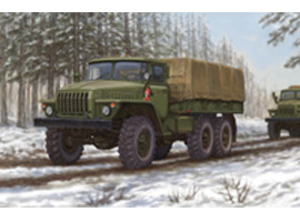 обзорное фото Сборная модель грузовика УРАЛ-4320. Автомобили 1/35
