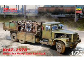 Сборная модель 1/72 Советский тяжёлый грузовик 6х4 КрАЗ-257Б Armory Models Group 72451