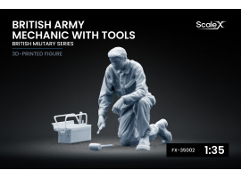 Фигурка 1/35 британский военный механик с инструментами ScaleX FX-35002