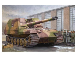 обзорное фото Scale model 1/35 German Geschützwagen Tiger für 17cm K72 Trumpeter 00378 Armored vehicles 1/35