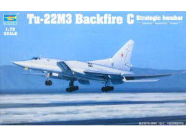 обзорное фото Збірна модель стратегічного бомбардувальника Ту-22М3 Backfire C Літаки 1/72