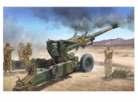 обзорное фото Сборная модель 1/35 Буксируемая средняя гаубица M198 (ранняя версия) Трумпетер 02306 Артиллерия 1/35