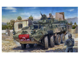 Scale model 1/35 LAV-III 8x8 wheeled armoured vehicle Trumpeter 01519