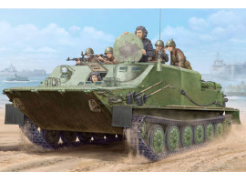 обзорное фото Scale model 1/35 Soviet BTR-50PK Trumpeter 01582 Armored vehicles 1/35