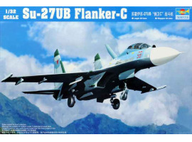 Сборная модель 1/32 Смолета Су-27УБ Фланкер-С Трумпетер 02270